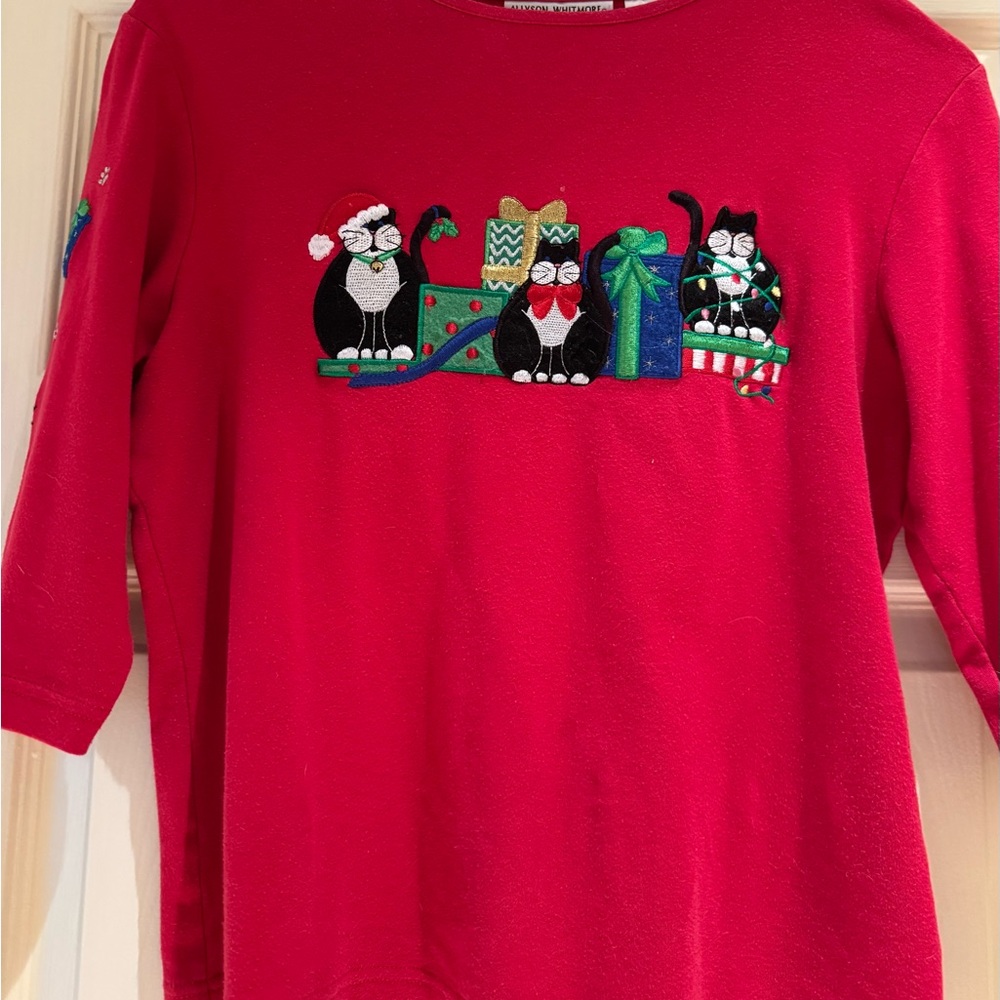 Allyson Whitmore embroidered cat T-shirt